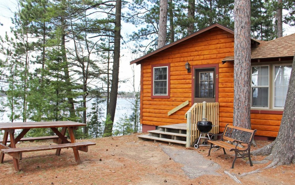 Cabin 5 • Eagle Waters Resort